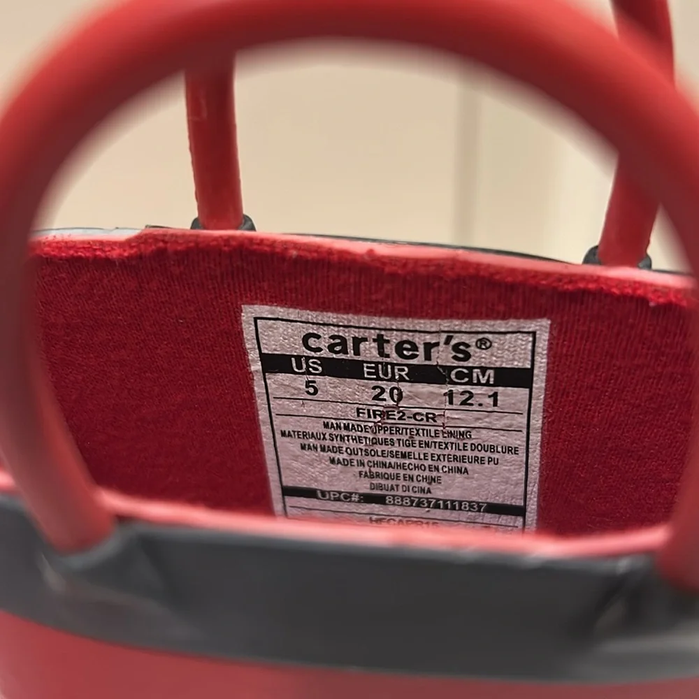 Carter’s kids slip in Firefighter rubber Rain Boots size 5 red